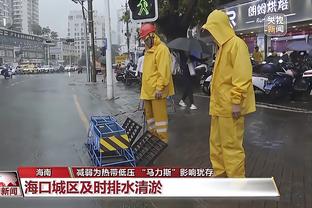 全面！邹雨宸半场12中6拿到12分8板2助2帽 正负值+15